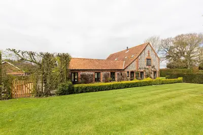 Williams Barn -  a self catering cottage that sleeps 10 guests  in 5 bedrooms