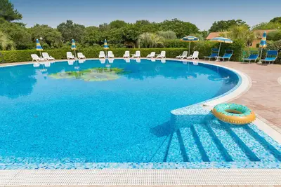 Image de Agritourisme \"Il Girasole - Rovo\" avec piscine partagée, jardin partagé et Wi-Fi