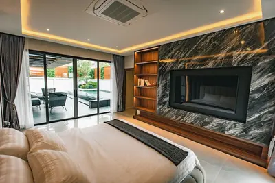 4 bedroom ultra luxury pool villa with lake view and daily cleaning