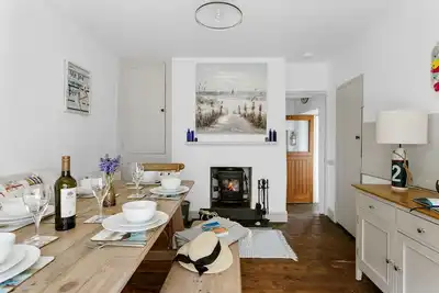 Image de Bay Cottage - A delightful home in the heart of Brixham, within easy walking distance of the harbou