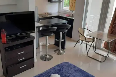 Image de Well Located Studio In Grand Baie.