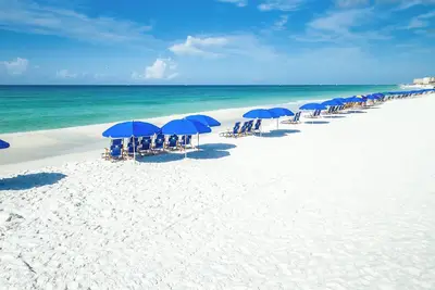 Image de Oceania 404 is Stunning Luxury 3 Br with Free Beach Service for 2
