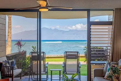 Perch - Seaside Serenity: Oceanfront 1br Suite