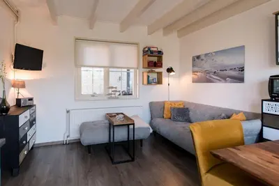 Image de Friese Antillen is a courtyard of 8 homes near of the beach and village Hollum.