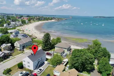Image de Ocean views 30 Steps to Willard Beach! Amazing location 7 min to Portland. Unit 2