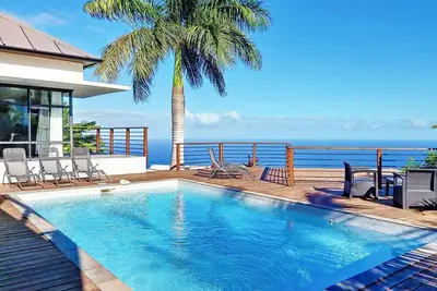 Image de Villa Thenor - villa de 220m² avec piscine - Saint-Leu