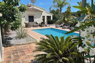 Image de Chic, 5 Star, 4 bedroom (all Ensuite) Villa with heated pool