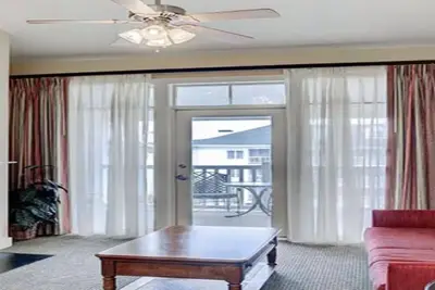 Image de 1 bedroom condo in virginia beach