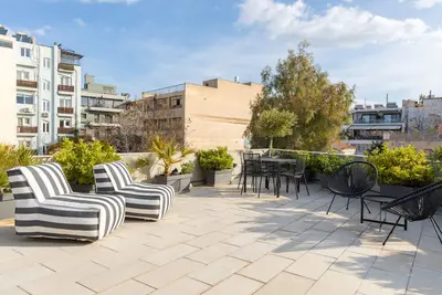 Image de Ultimate 3 Apt Building in the Center for 15 ppl