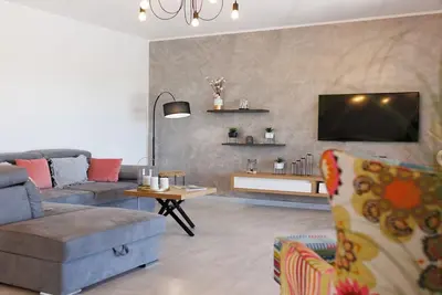 Image de Charming villa with swimming pool in Bale