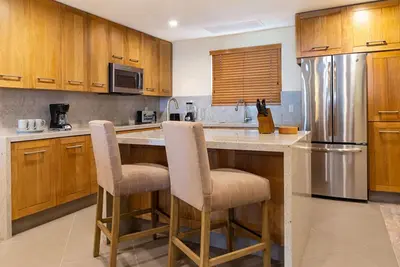 Image de Amazing Beach Front Ocean View Suite!
