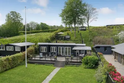 Image de Belle maison à Sjølund avec WiFi