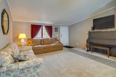 Image de Tennessee Vacation Rental ~ 2 Mi to Windrock Park!