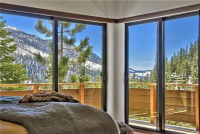 Image de Lx40 Tahoe Mountain view new build