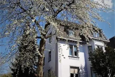 Image de Gemütliche Wohnung mit Balkon am Waldrand