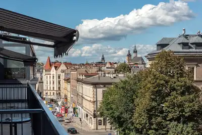 Huge 1-bedroom with sunny terrace - city view