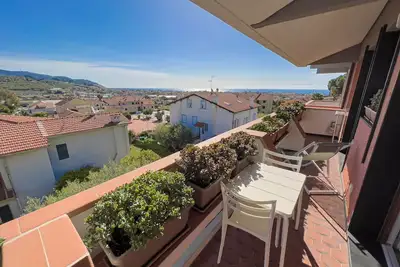 Image de Nouvel appartement panoramique à Diano Castello
