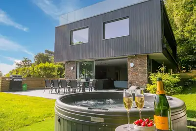 Image de Sparrows Nest, pet friendly, luxury holiday cottage in St Ives