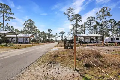 Image de Rv Site Near Indian Pass, Plenty of Parking ~ One More Day