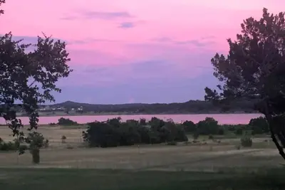 Image de Lake Front Property w/ Lake Access & View