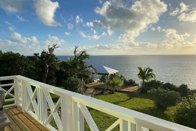 Image de New Pool Spring 2025. Luxury home on Sea of Abaco. 100ft private deep water dock