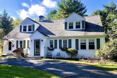 Image de Cape Home In the Beautiful Berkshires - Near Lenox & Bousquet