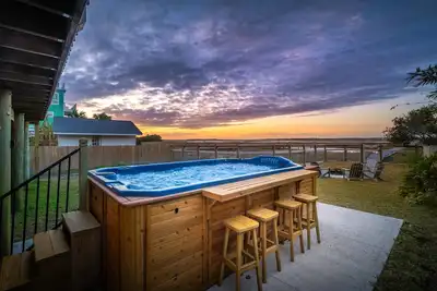 Image de Luxury Swim Spa! Pet friendly, Private Dock, Marsh & River Views