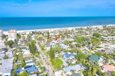 Private Home on North Clearwater Beach! Walk to Beach