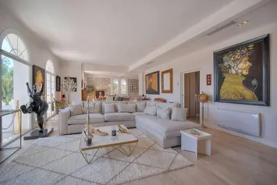 Image de Villa de caractère- 4 \nchambres - Piscine Privée