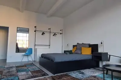 Image de Geräumiges Zimmer Apartment mit Doppelbett