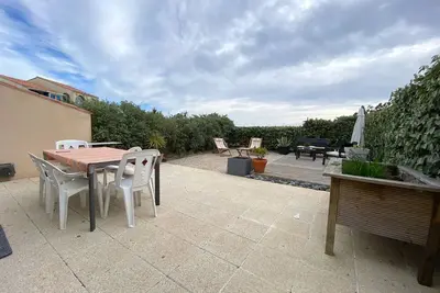 Image de maison vue sur mer dans les dunes accès direct aux plages