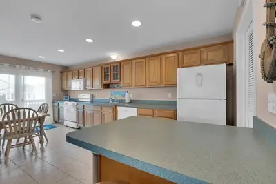 Image de Beautiful 3-bedroom home near beach, boardwalk. . . everything!