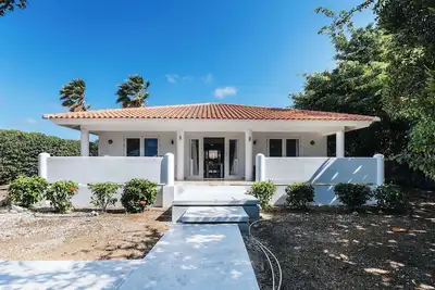 Image de Villa Coral Beach is a 3 bedroom villa with private pool at Coral Estate