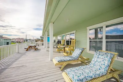 Image de Beach Blessing with ocean view, 3br/2bath sleeps 8
