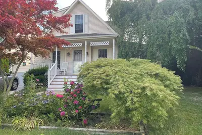 Image de 3 bdrm home with lots of space, 15 min walk through Nature Conservancy to beach