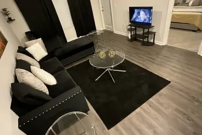 Image de Modern Retreat Downtown Atlanta!