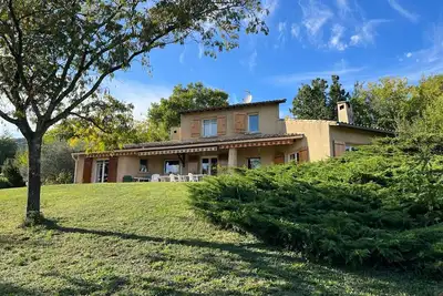 Image de Clos de l'Olivier, villa familiale dominant la Drôme & le Rhône, parc de 5000 m2