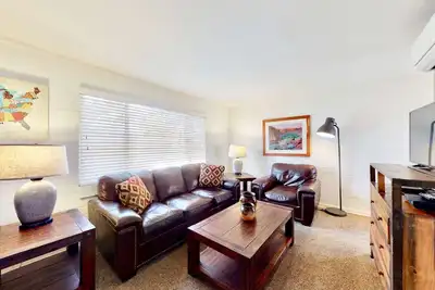 Downtown Cozy Home Base - Purple Sage 3