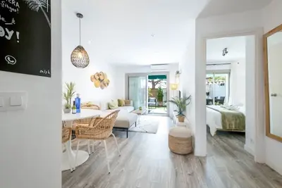 Image de Modern Apartment w\/ big Patio | Maria by Palmera