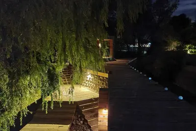 Image de Casona del Lago \"lodge Pehuén Colbún\"