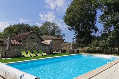 Image de Traditional 2 Bedroom Stone Cottage, Wifi & Pool in Sw France