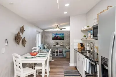 Image de Comfortable, newly remodeled, close to Siesta Key