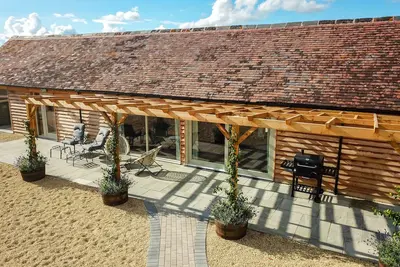 Newly Renovated Dairy Barn on Idyllic Cotswold Farm