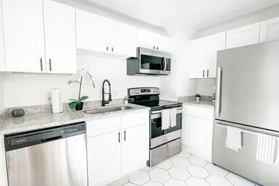 Image de Cheerful Townhome Soho Backyard