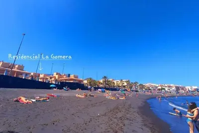 Image de Disfruta en 1ÂŞ LĂnea de Playa