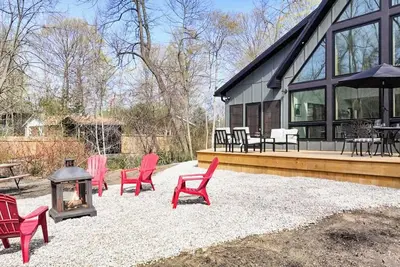 Image de Unplug & Unwind with Your Crew at Poplar Woods