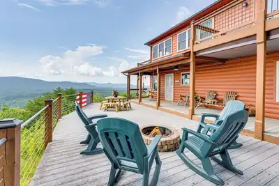 Image de Mtn-View Cabin: Deck & Pets Welcome in Murphy