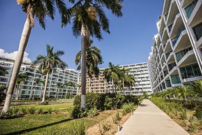 Image de Aria 714 Spectacular new ocean front apartment