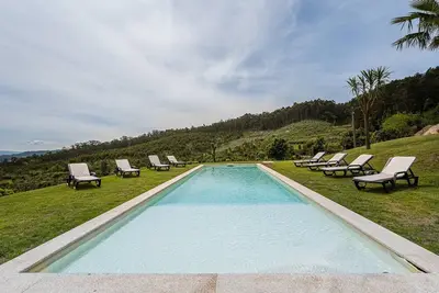 Image de GuestReady - Casas de Fralães 3