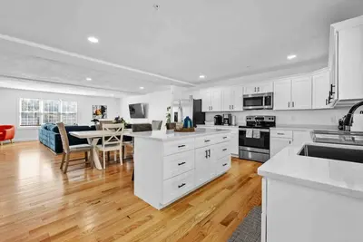 Image de Central Location, 3 Bedroom Luxury Townhouse